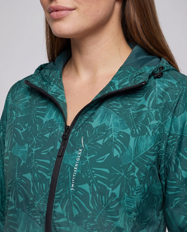 Product 16012999229770 - close_up_detail