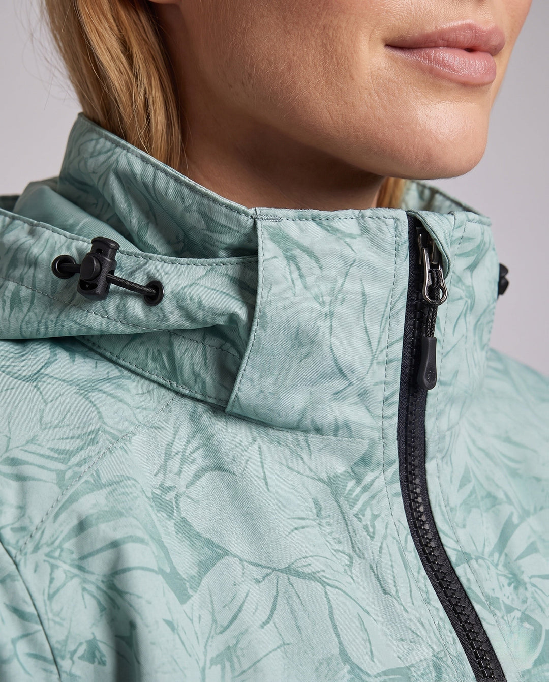 Product 16012999852362 - close_up_detail