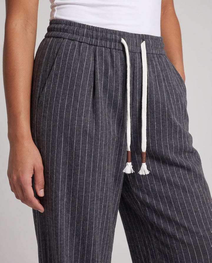 Product 16014722400586 - close_up_detail