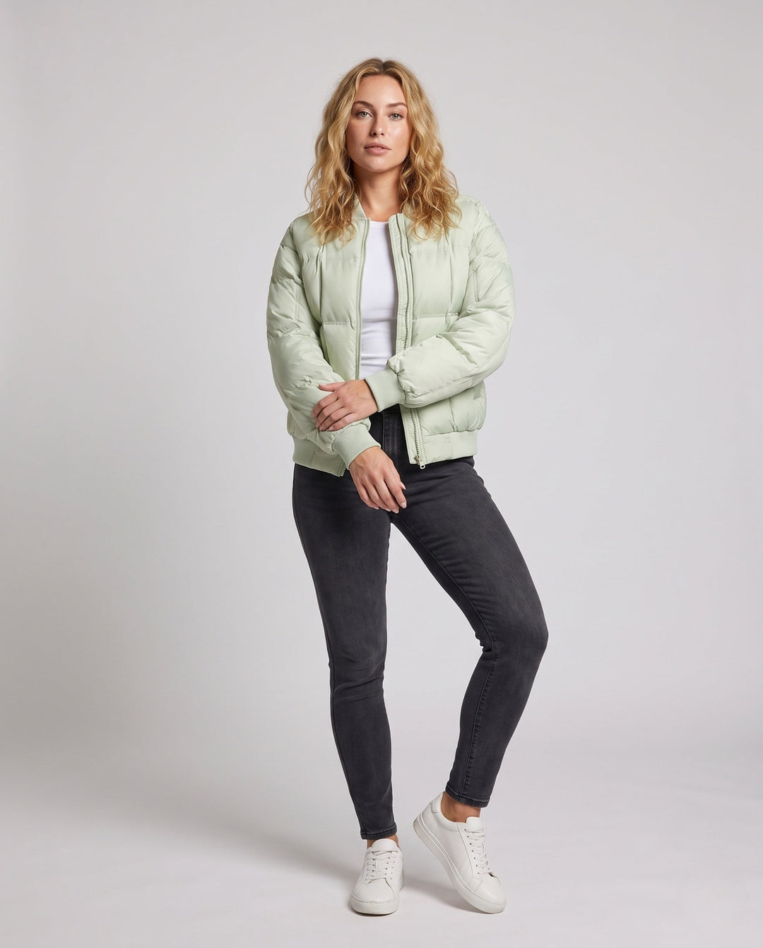 Product 16014735901002 - full_body_front