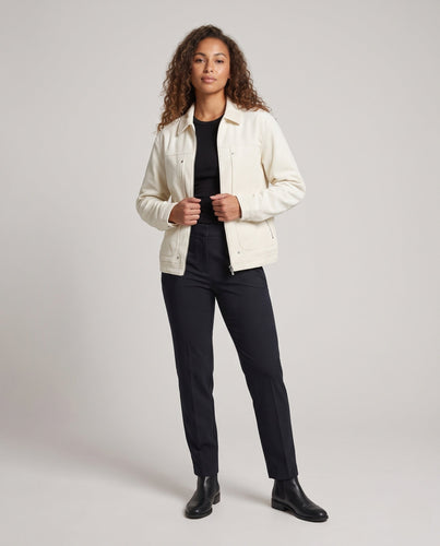 Damen Leichte Utility Jacke mit gestepptem Innenfutter, Druckknopfblende & elastischem Saum Echoarchiv