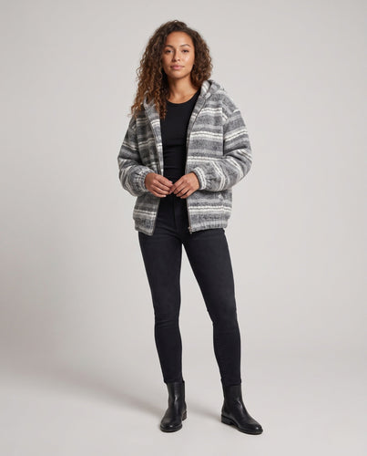 Damen Oversized Strick Hoodie Jacke mit Vollreißverschluss & elastischen Bündchen Echoarchiv