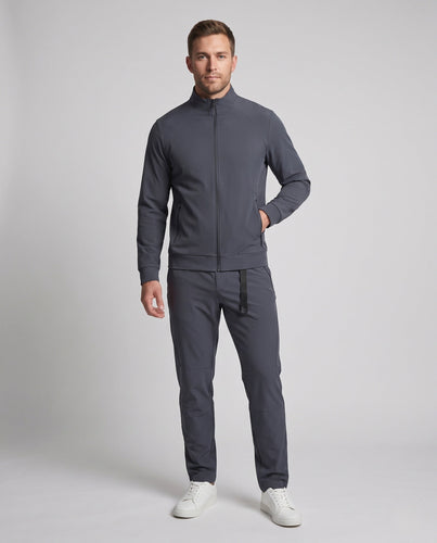 Herren Stretch-Trainingsset aus technischem Nylon mit Stehkragenjacke & tapered Freizeithose Echoarchiv