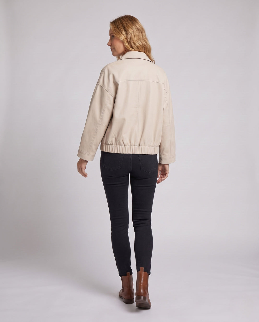 Product 16022347841866 - back_view