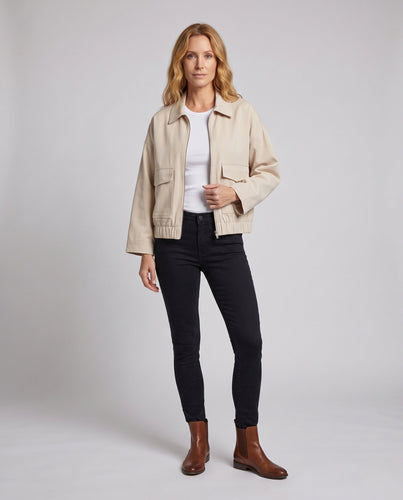 Damen Crop Utility Jacke mit Klapptaschen und elastischem Bund Echoarchiv
