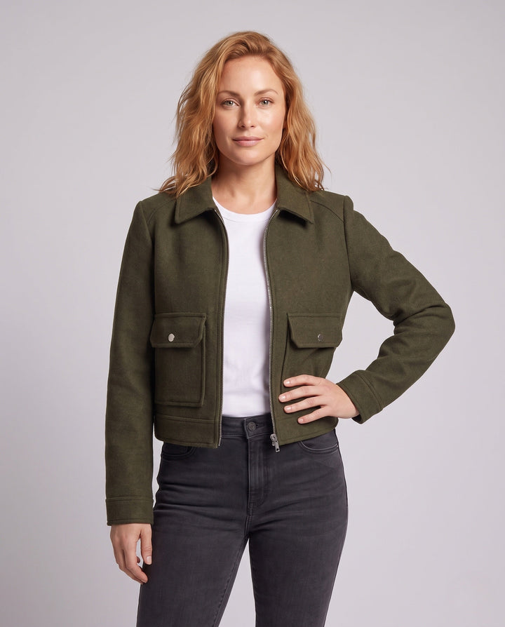 Product 16022351839562 - upper_body