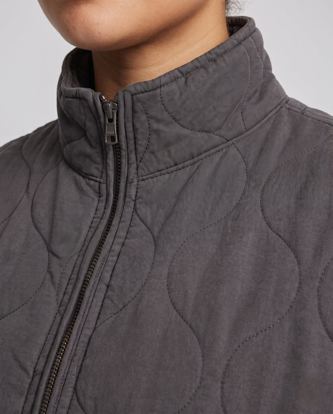 Product 16022353084746 - close_up_detail