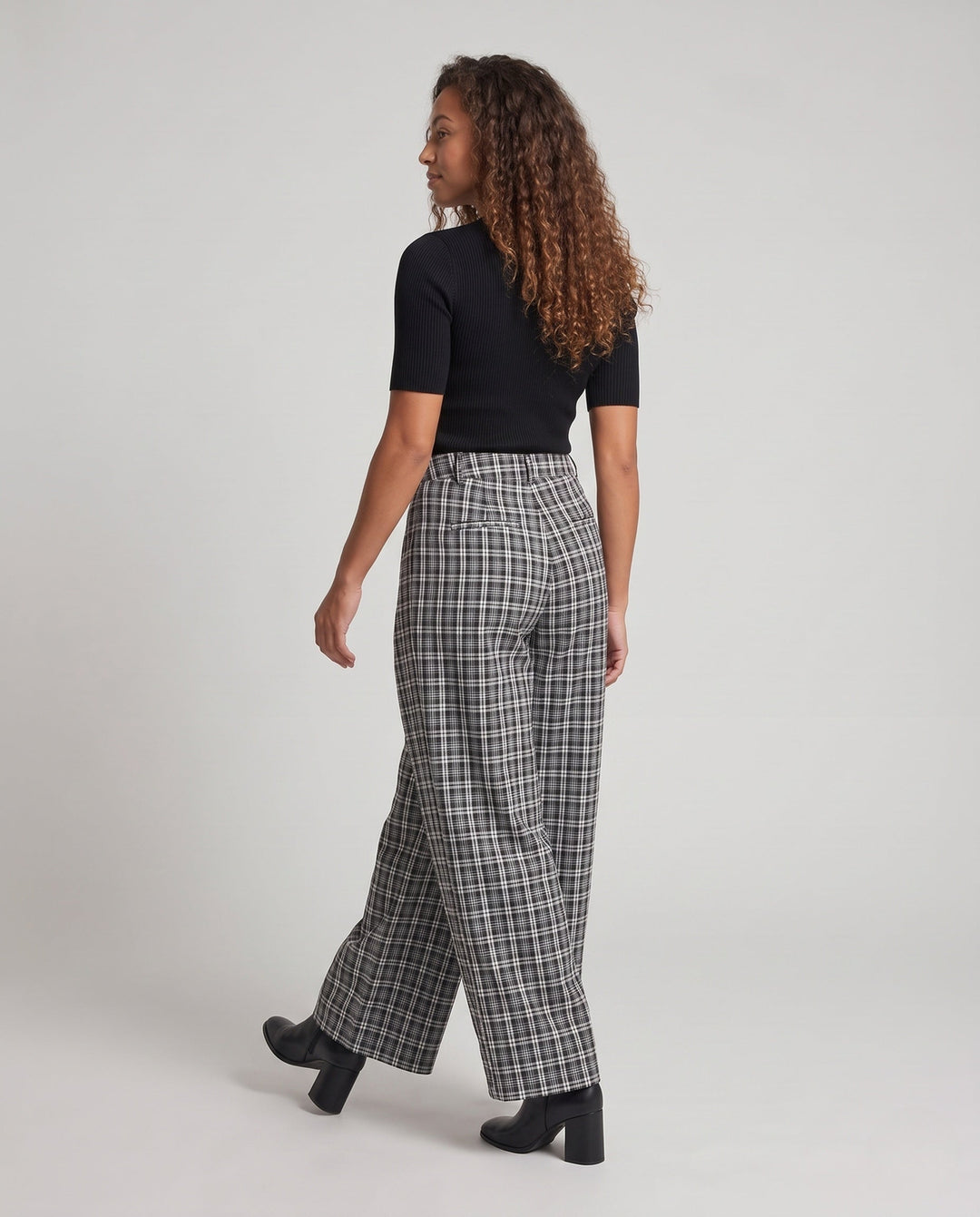 Product 16025012109642 - back_view