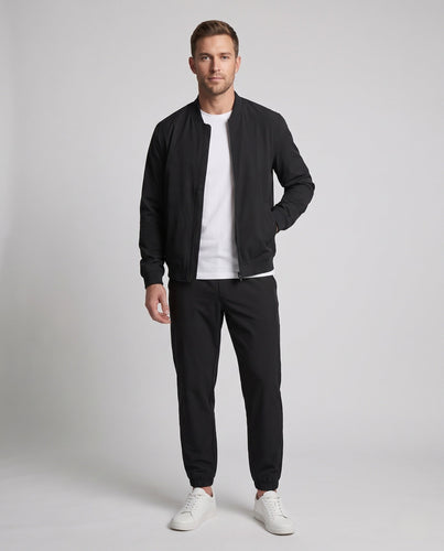 Männliche sportliche Freizeitpants mit Bündchen Echoarchiv