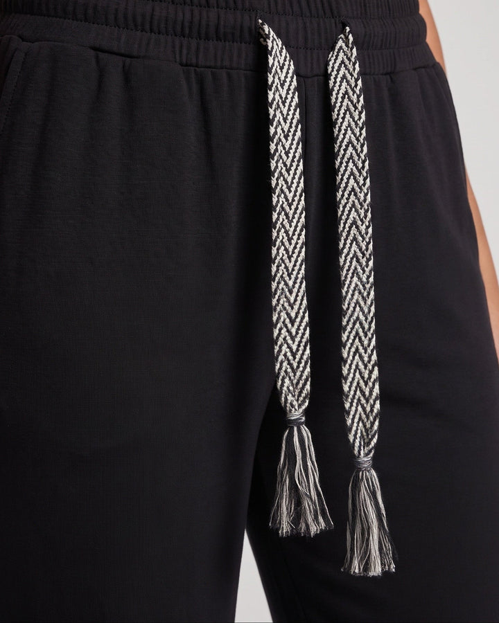 Product 16025036456266 - close_up_detail
