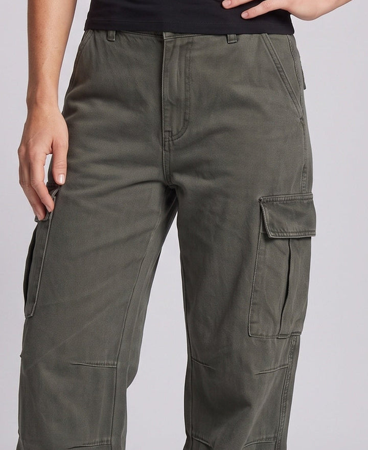 Damen Freizeit Cargo-Hose mit weit geschnittenem Echoarchiv