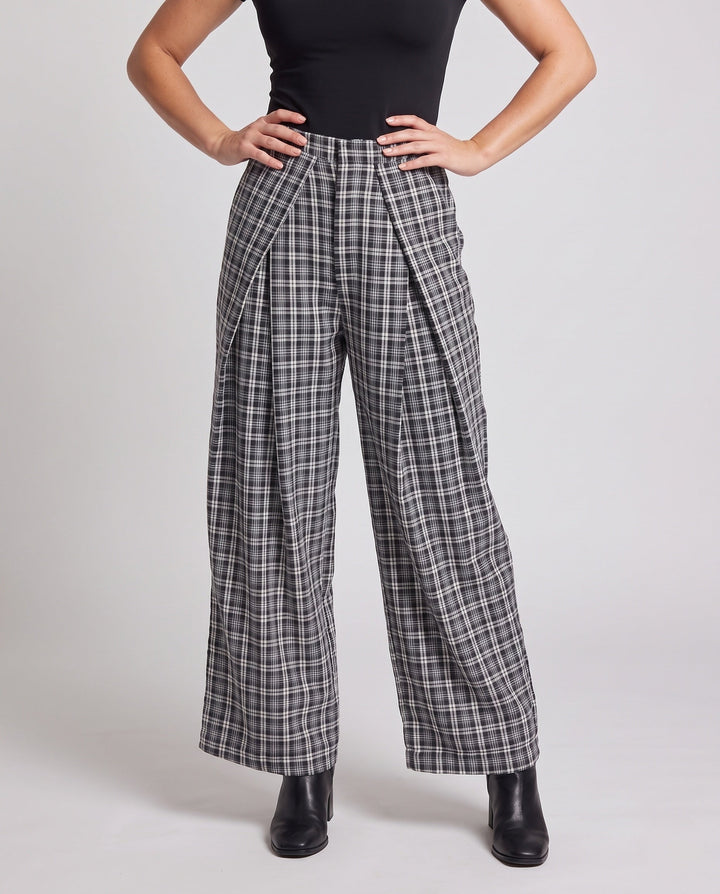 Product 16025142165834 - lower_body