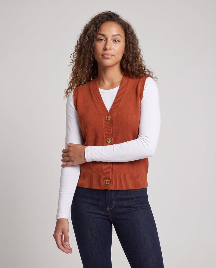 Product 16033015693642 - upper_body
