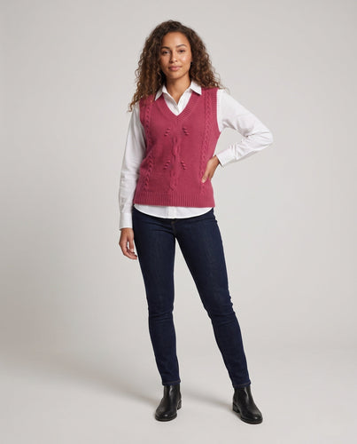 Damen Ärmelloser Strickpullunder mit V-Ausschnitt und Zopfmuster aus weichem Mohair-Mix Echoarchiv