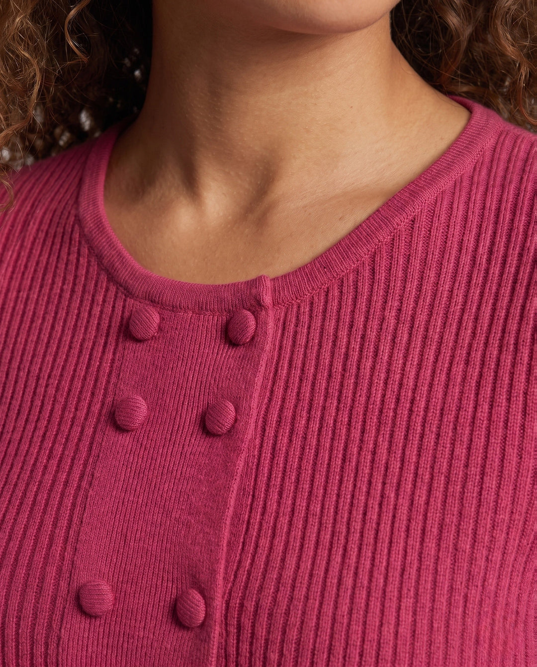 Product 16033024868682 - close_up_detail