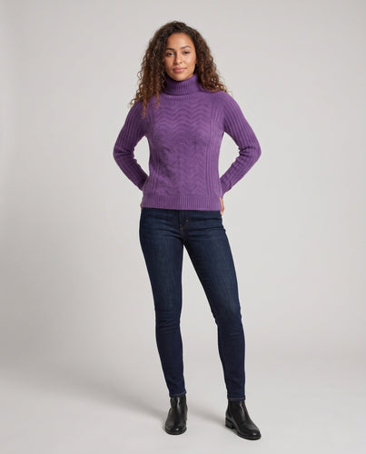 Damen Feiner Rollkragenpullover in Mohair‑Optik mit Ajour‑Front und gerippten Ärmeln Echoarchiv
