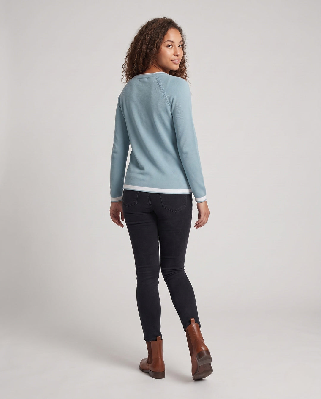 Product 16033026376010 - back_view