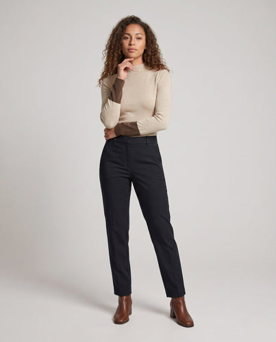 Damen Feiner Slim-Fit Stehkragenpullover aus Kaschmir‑Optik mit kontrastierenden Ärmelabschlüssen Echoarchiv