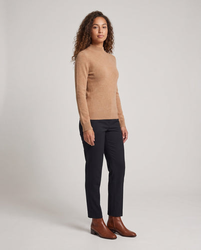 Damen Feiner Strickpullover mit kurzem Stehkragen Echoarchiv