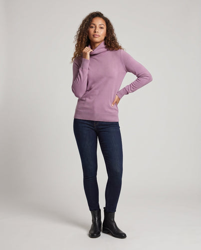 Damen Feinstrick-Rollkragenpullover mit verlängerten Bündchen und Daumenloch Echoarchiv