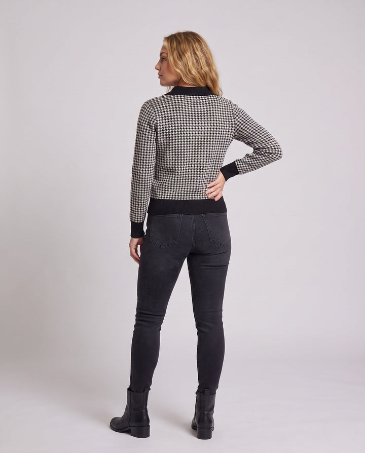 Product 16034470166858 - back_view