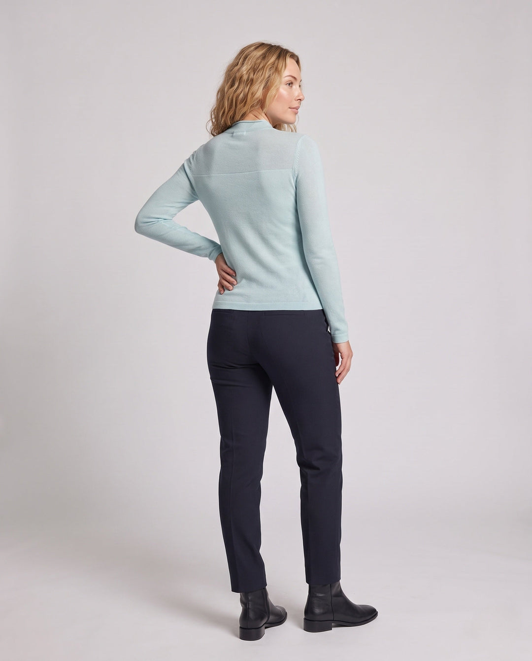 Product 16034474262858 - back_view