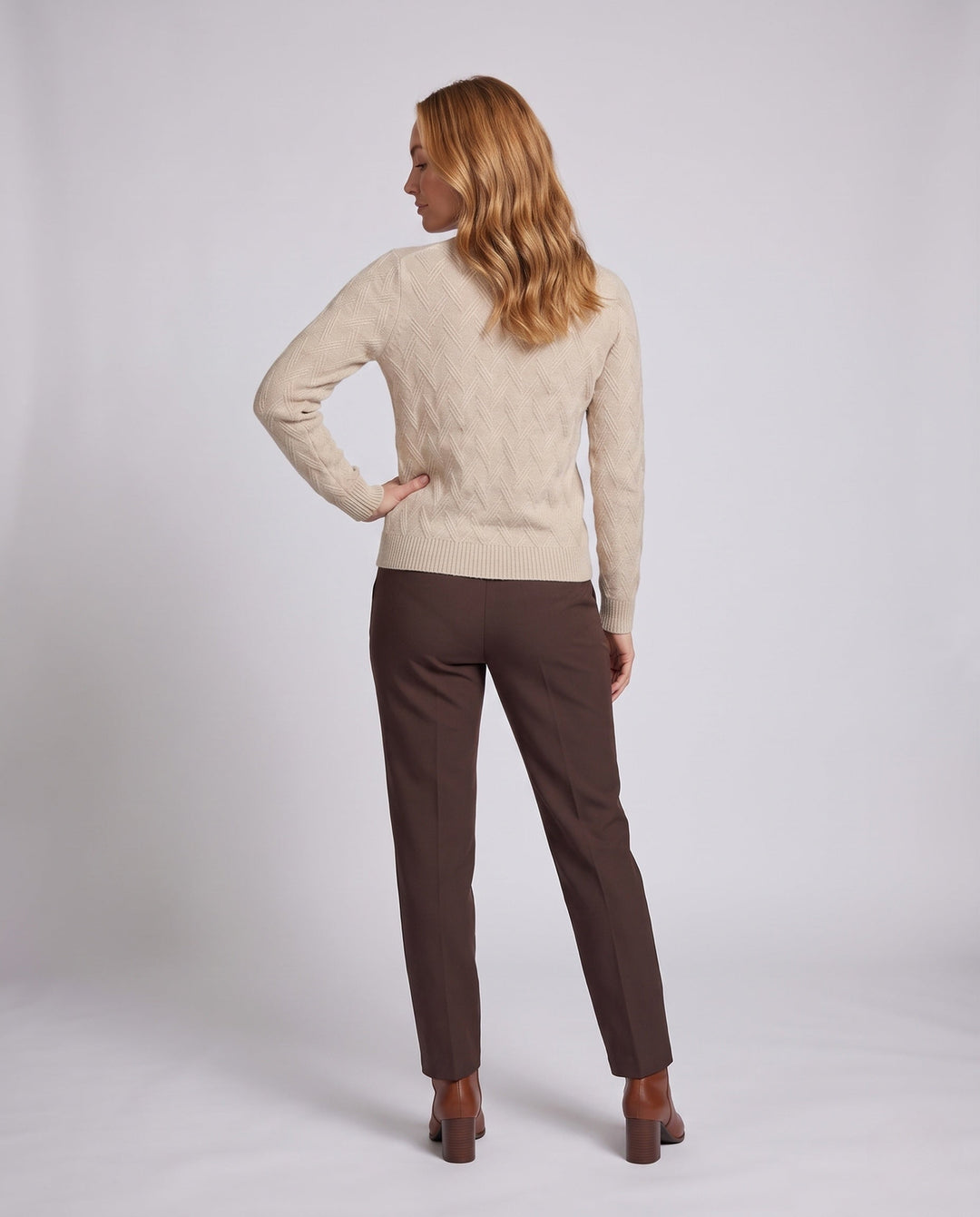 Product 16034475966794 - back_view