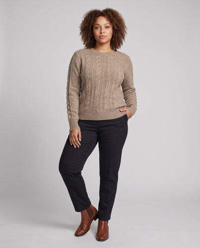 Damen Flauschiger Zopfmuster-Pullover aus Mohair‑Optik mit Rundhalsausschnitt Echoarchiv