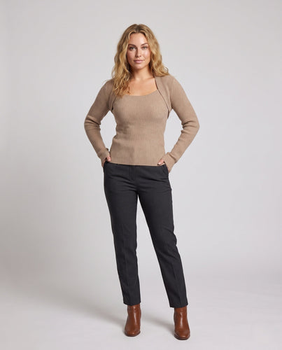 Damen Gerippter Feinstrick-Pullover mit Mohair‑Look und Rundhalsausschnitt Echoarchiv