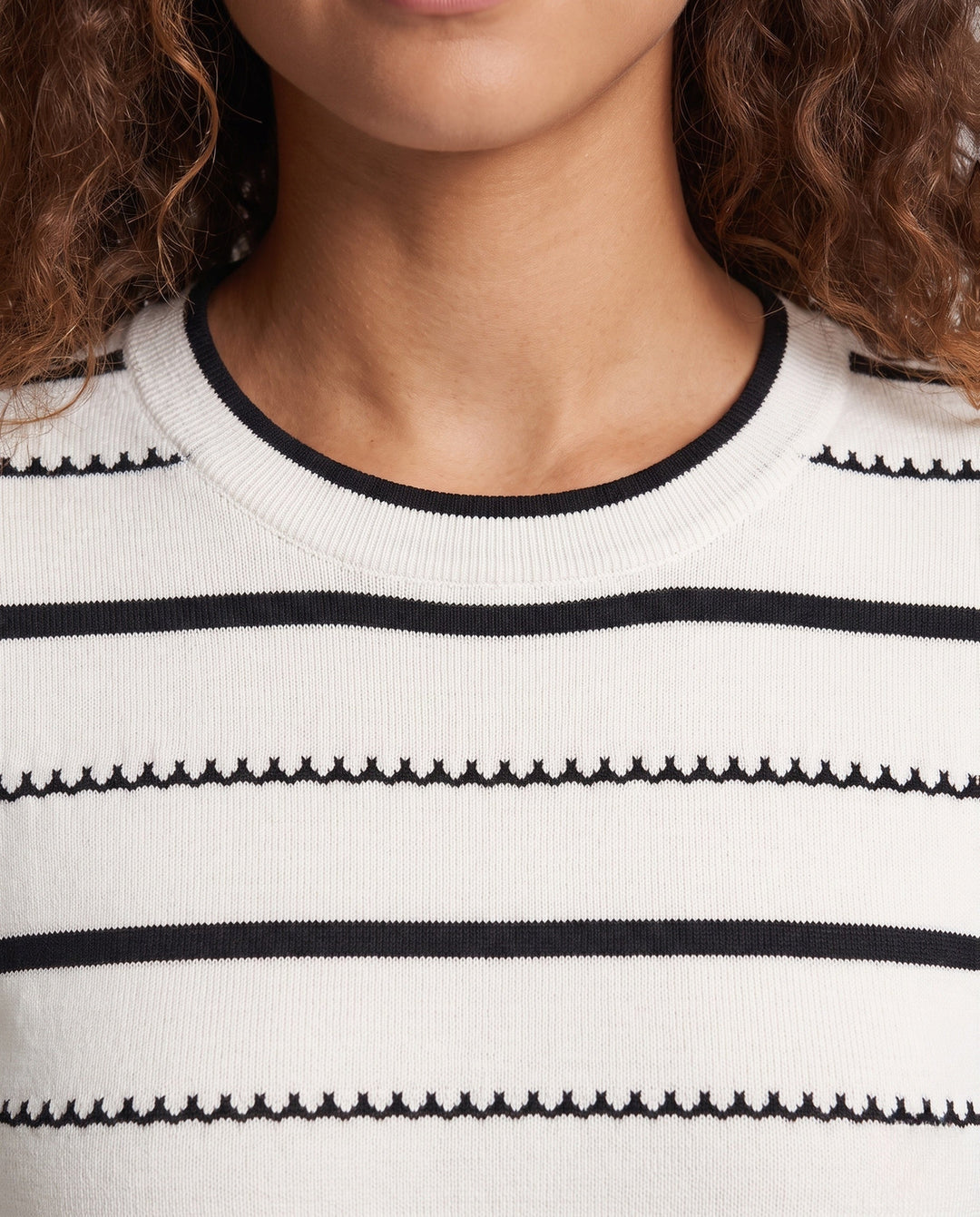 Product 16034478588234 - close_up_detail