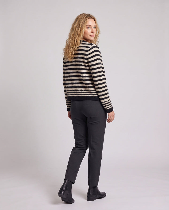 Product 16034478850378 - back_view
