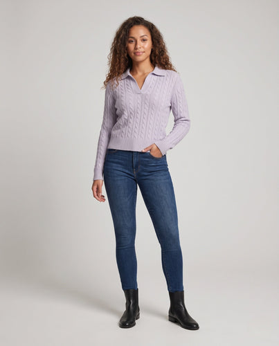 Damen Kabelstrick-Polo-Pullover mit V-Ausschnitt und weicher Feinstrick-Qualität Echoarchiv