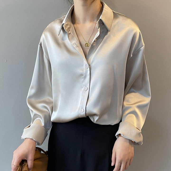 Echoarchiv | Damenbekleidung Seidenhemd Vintage Bluse