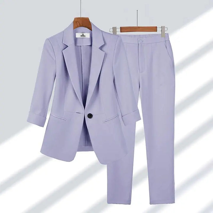 Echoarchiv | Zweiteiliger Luxusanzug mit Jacke und Hose