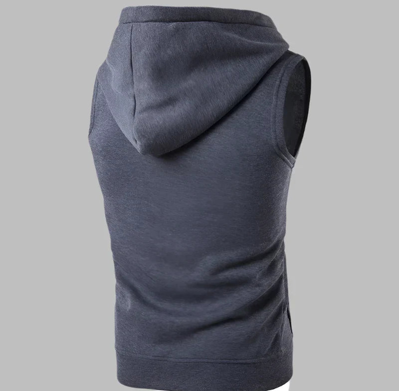 Echoarchiv | Ärmelloser Herrenpullover mit Reißverschluss und Kapuze