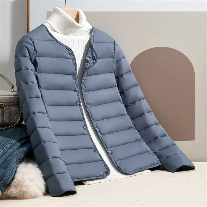 Echoarchiv | Slim Fit Leichte Daunenjacke