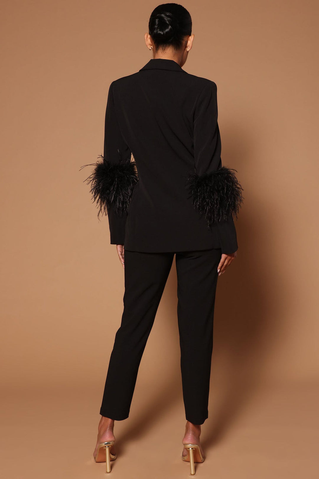 Echoarchiv | Blazer mit Federn und Hose Set für Frauen