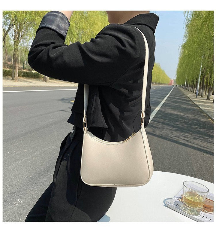 Echoarchiv | Luxuriöse Retro-Tasche Exklusive Lederhandtasche mit Zeitlosem Charme
