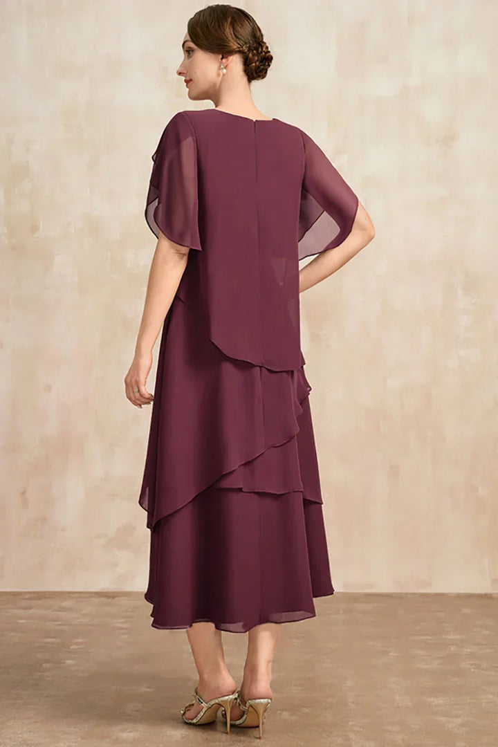 Echoarchiv | Plus Size Gestuftes Midi Kleid