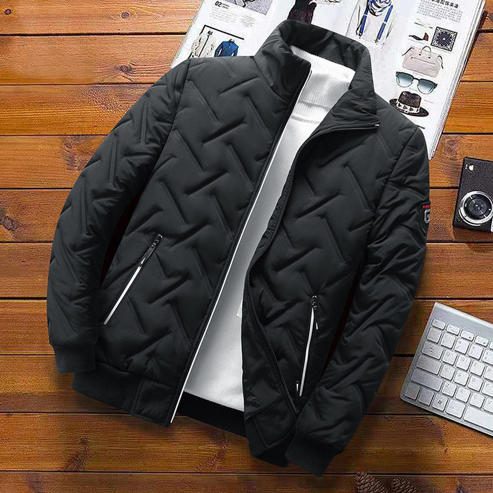 Echoarchiv | Warme und stylische Daunenjacke für Männer