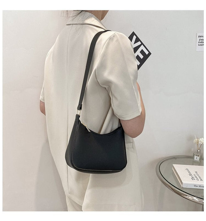 Echoarchiv | Luxuriöse Retro-Tasche Exklusive Lederhandtasche mit Zeitlosem Charme