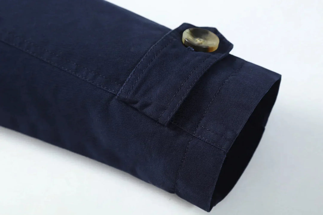 Echoarchiv - Stylischer langer Herbst-Trenchcoat für Herren