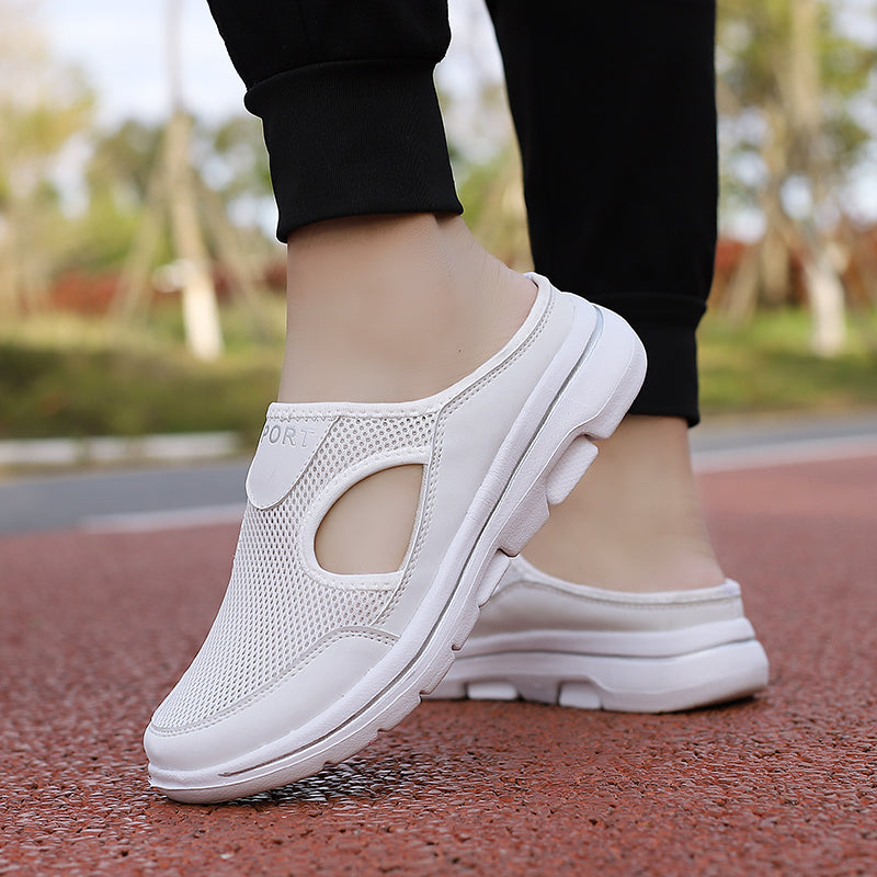 Echoarchiv Damen Slip-On-Pantoletten aus Mesh mit seitlichen Ausschnitten