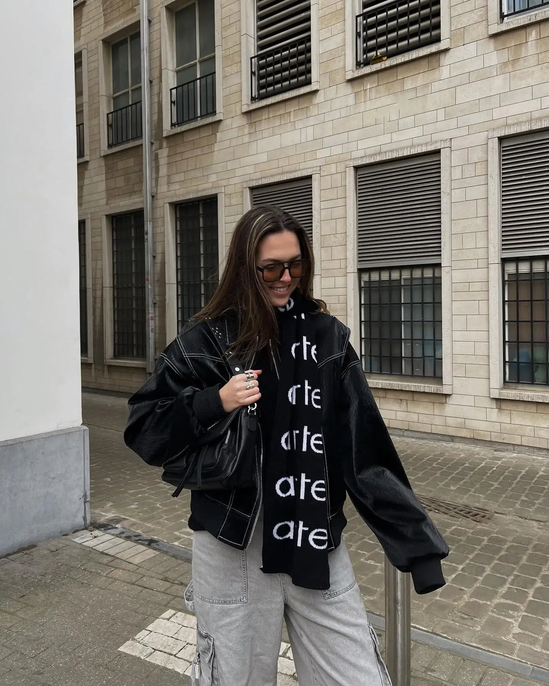 Echoarchiv | Oversized Bomberjacke Stilvoll und Wärmeresistent Perfekt für Herbst und Winter