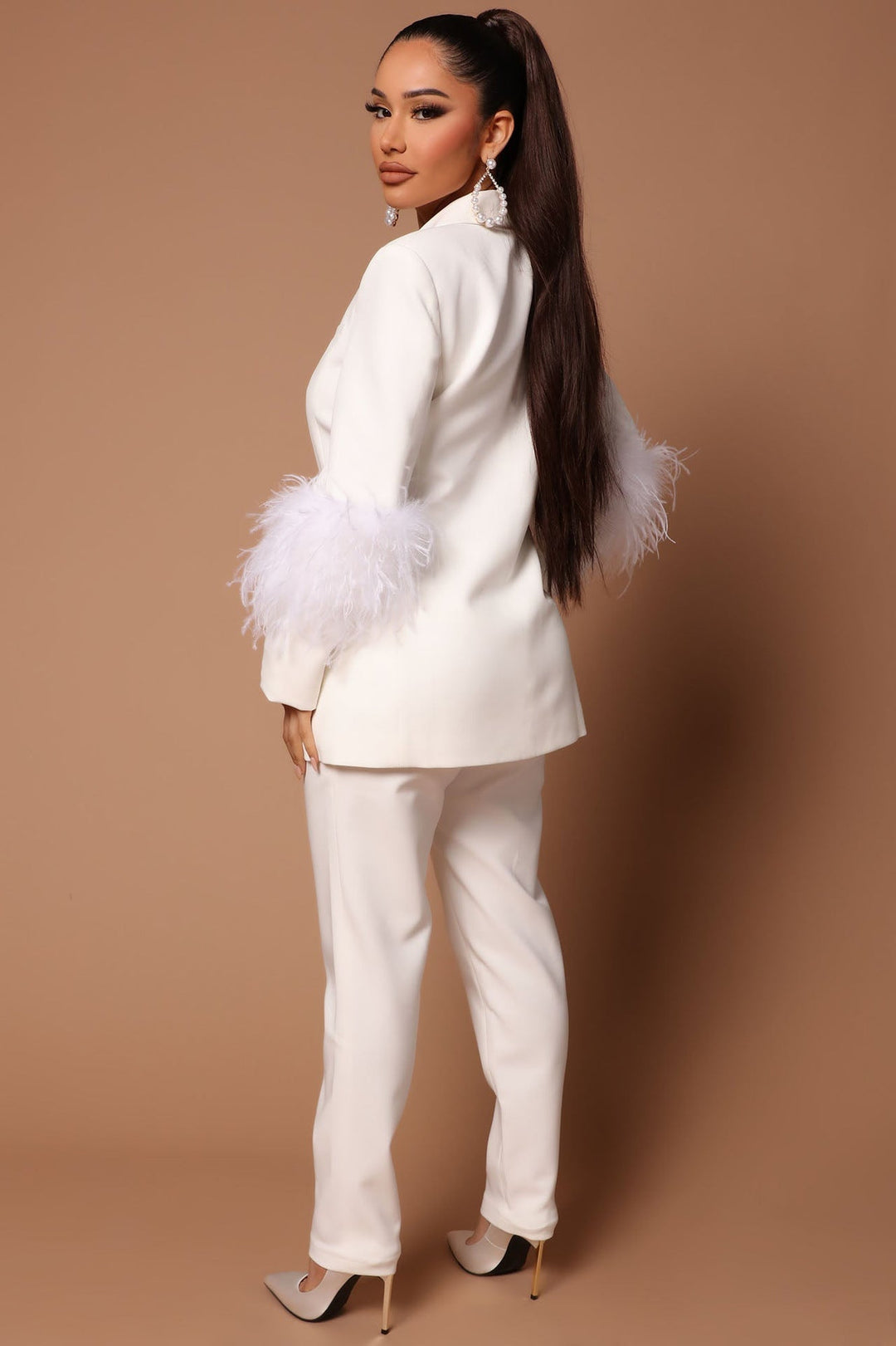 Echoarchiv | Blazer mit Federn und Hose Set für Frauen