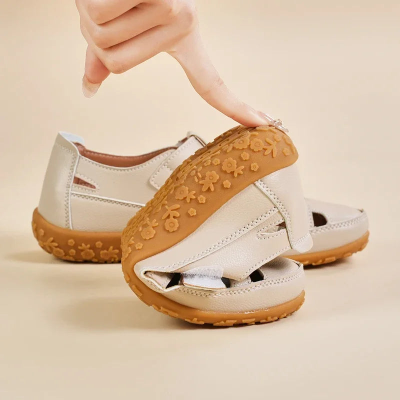 Bequeme flache Sandalen mit Riemchen für Damen – Sorelia