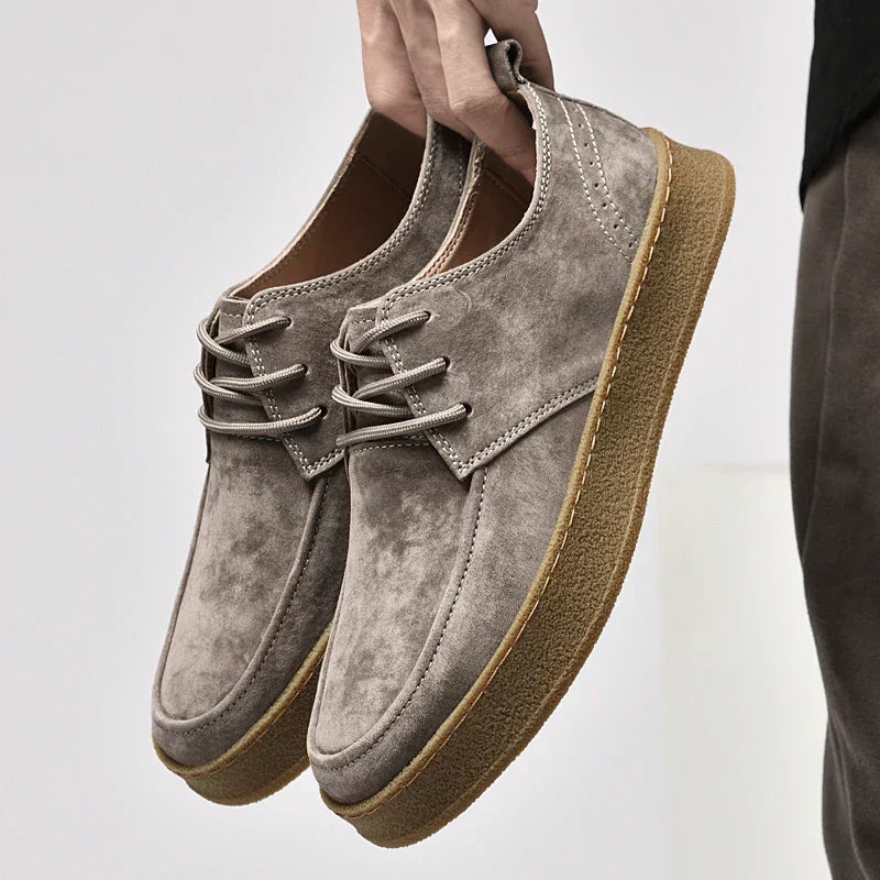 Echoarchiv | Hochwertige Wildleder Sneakers für Männer