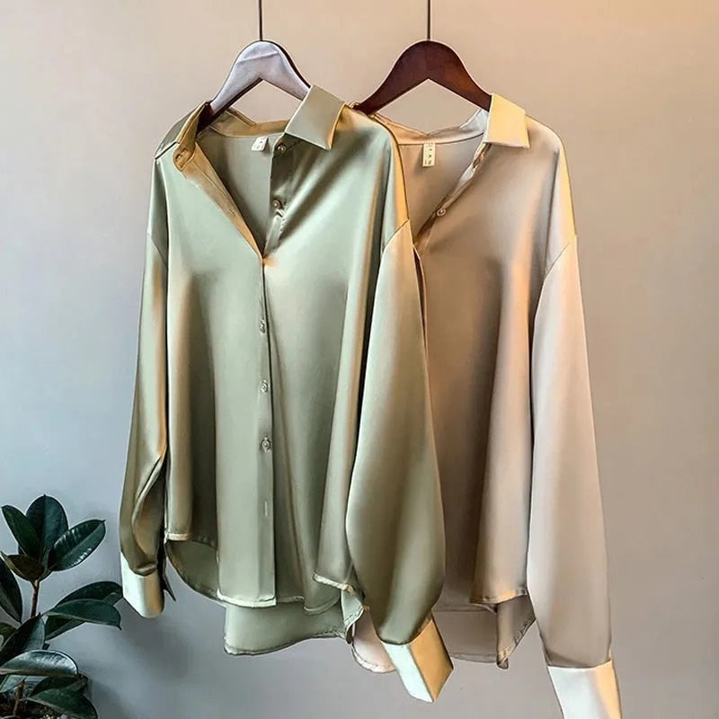 Echoarchiv | Damenbekleidung Seidenhemd Vintage Bluse