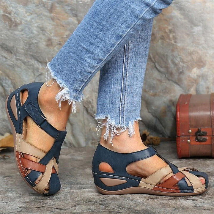 Echoarchiv | Orthopädische Retro-Sandalen