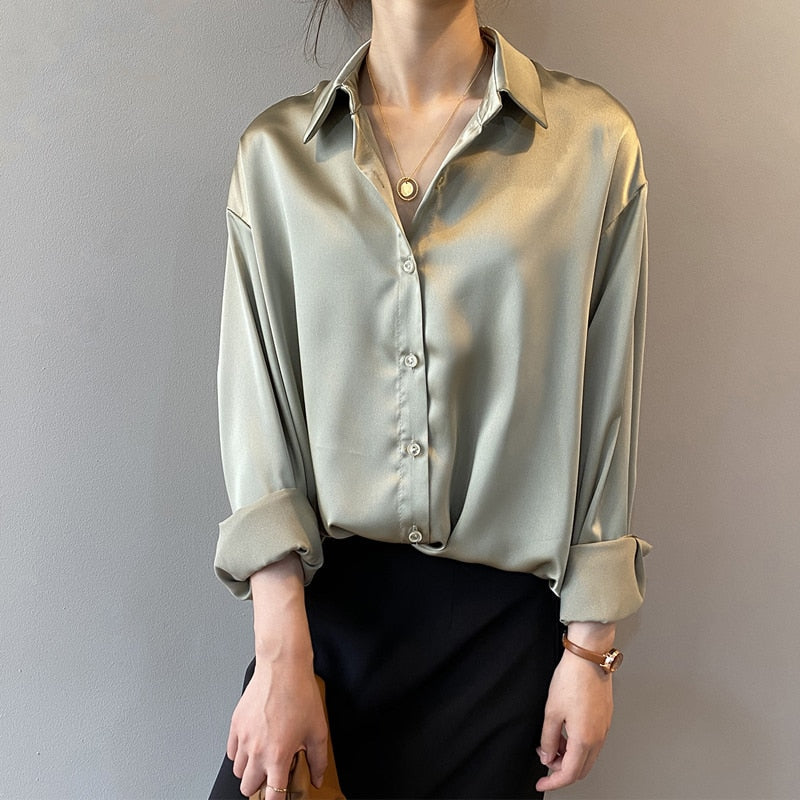 Echoarchiv | Damenbekleidung Seidenhemd Vintage Bluse